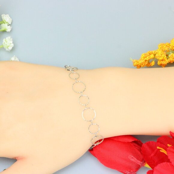 "Elegant & Trendy Bracelet, A Perfect Gift for Women, Thoughtful, EVCH1614 - Picture 3 of 10